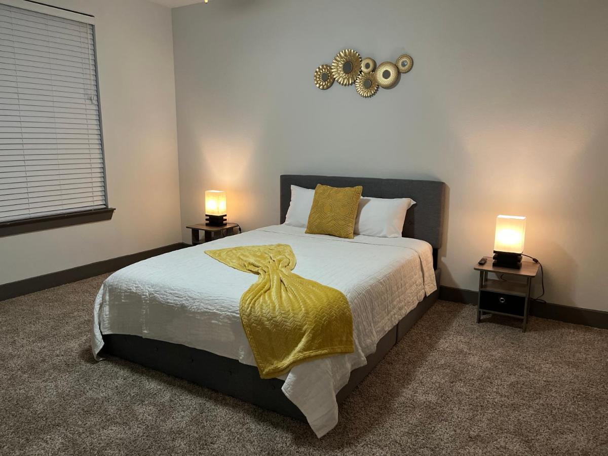 Comfy Abode Near Bush Airport Leilighet Houston Eksteriør bilde