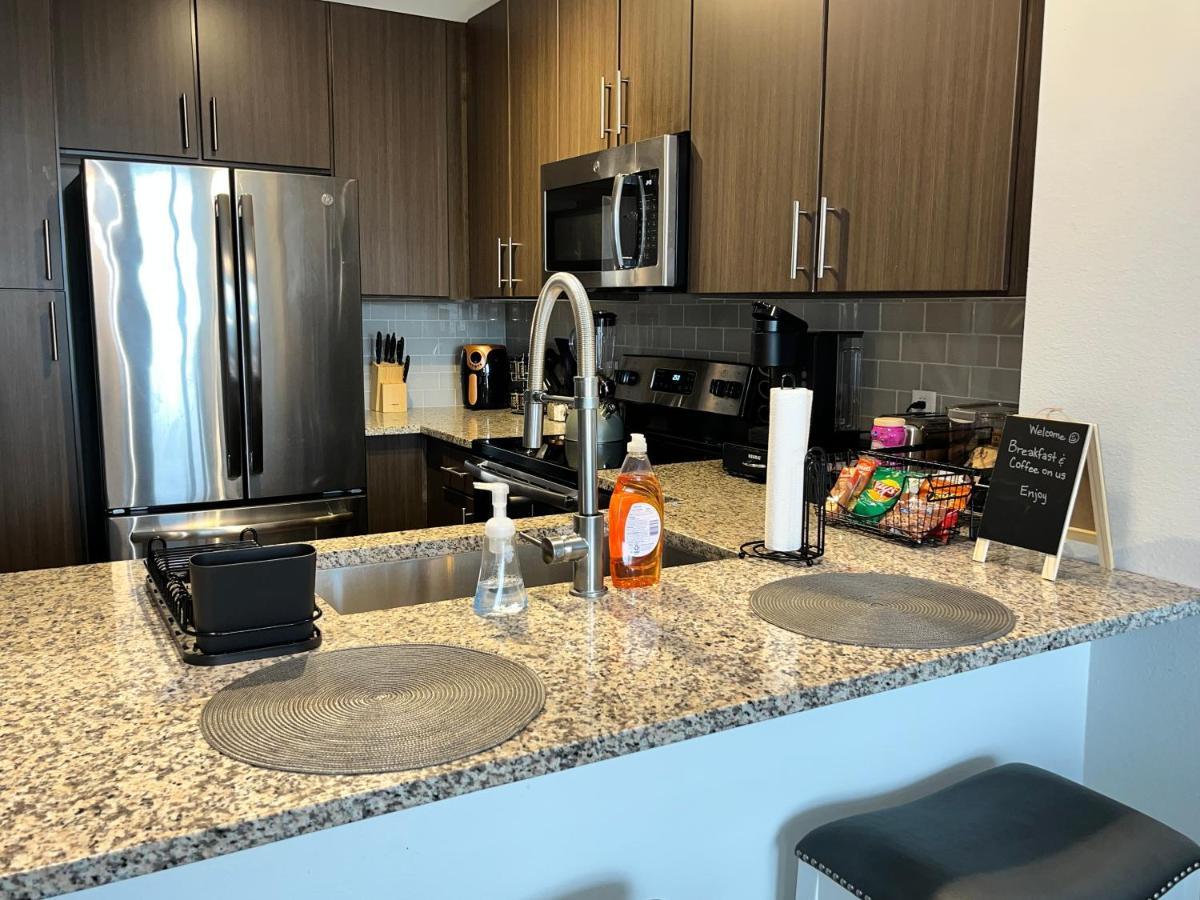 Comfy Abode Near Bush Airport Leilighet Houston Eksteriør bilde